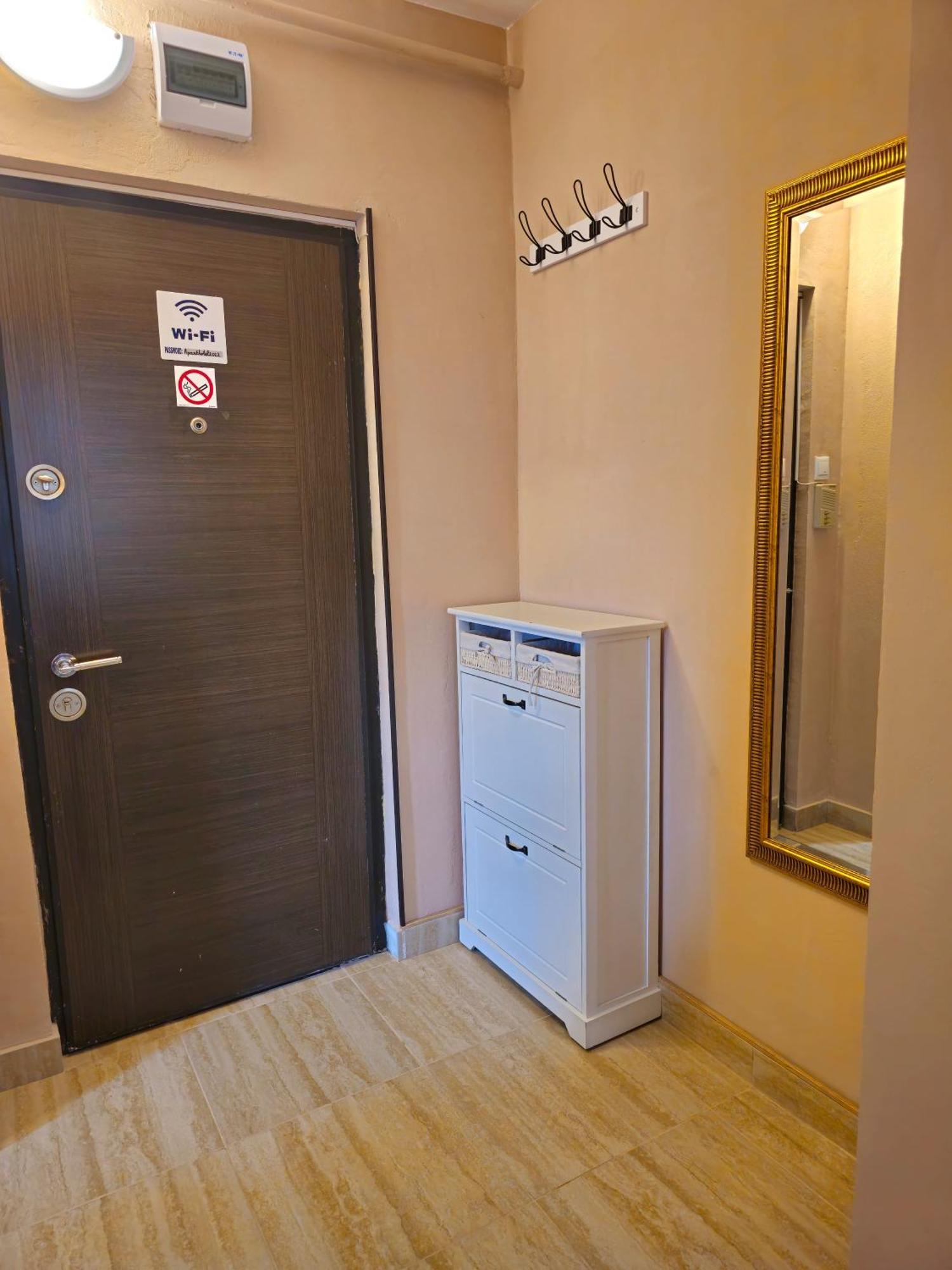 Aparthotel Sibiu Cedonia Екстер'єр фото