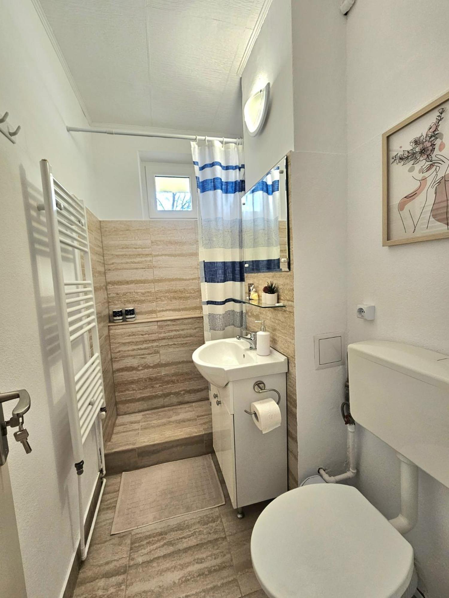 Aparthotel Sibiu Cedonia Екстер'єр фото